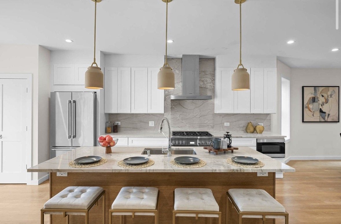 Electrician in Morton Grove