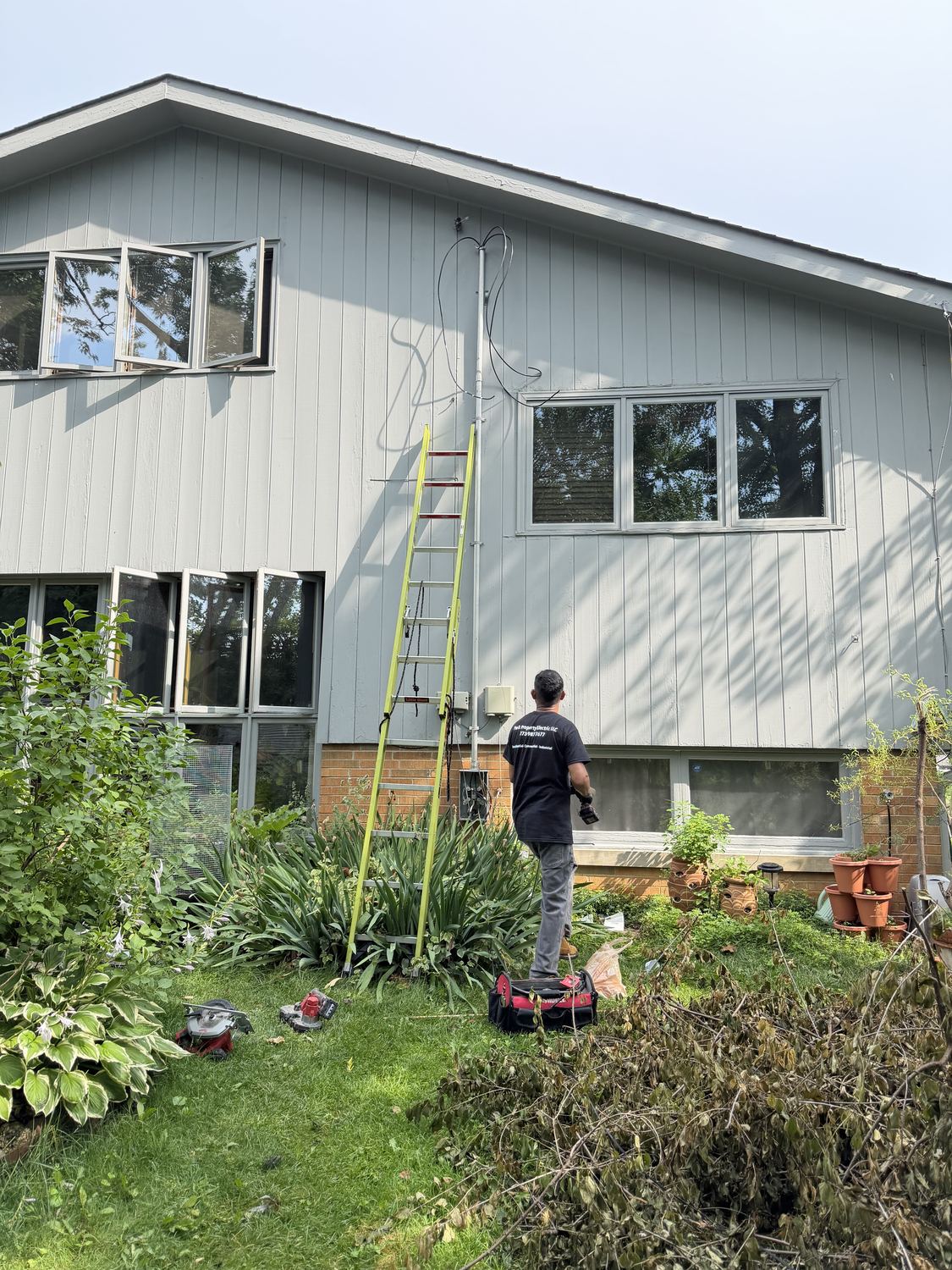 Electrician in Evanston